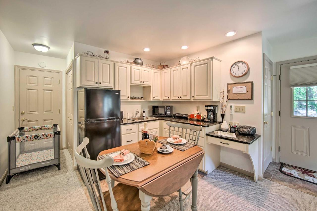 Cozy Garden Room In Welsh Mountain Suites! New Holland エクステリア 写真